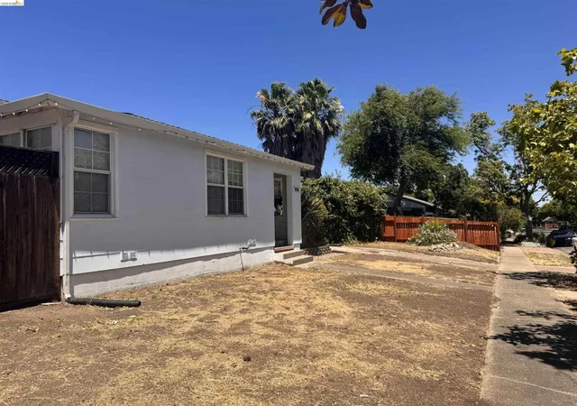 Homes for sale in Pittsburg, CA | 3076 Stevenson St, Pittsburg, CA 94565 | MLS# 41139789