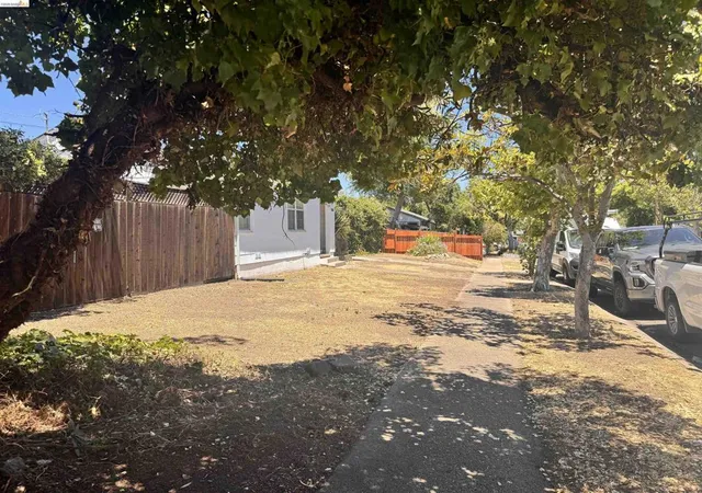 Homes for sale in Pittsburg, CA | 3076 Stevenson St, Pittsburg, CA 94565 | MLS# 41139789