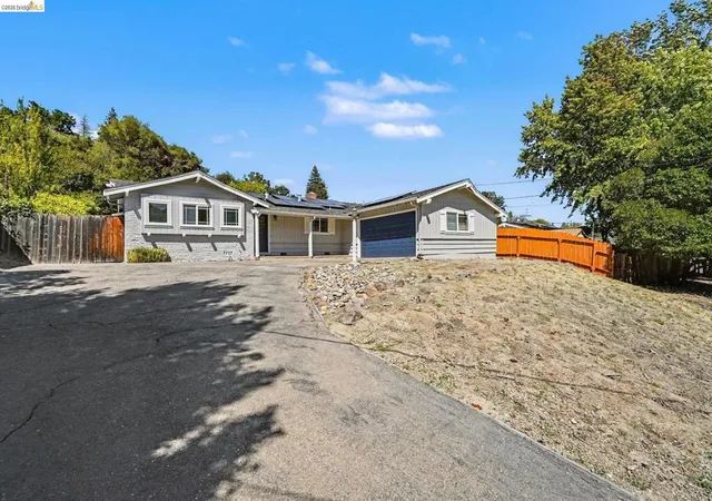Photo 3 of Sale Pending at 649 Moraga Way, Orinda, CA 94563 | MLS# 41139793 | Listing updated on 2026-09-17