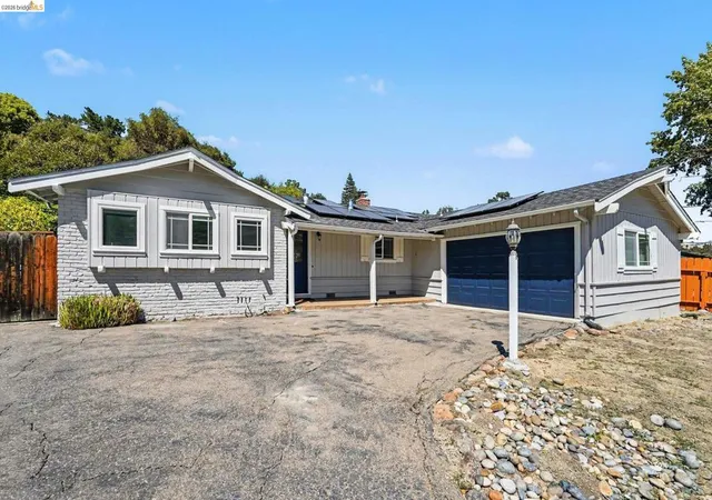 Photo 4 of Sale Pending at 649 Moraga Way, Orinda, CA 94563 | MLS# 41139793 | Listing updated on 2026-09-17