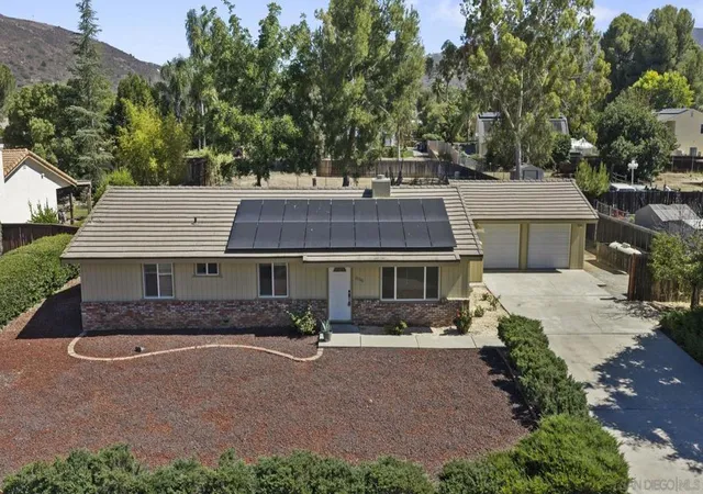 Homes for sale in Ramona, CA | 23546 Oriente Way, Ramona, CA 92065 | MLS# 260015651SD