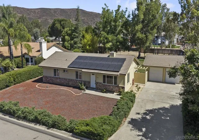 Homes for sale in Ramona, CA | 23546 Oriente Way, Ramona, CA 92065 | MLS# 260015651SD