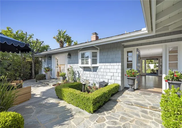 Photo 2 of Single family home for sale at 2606 Lighthouse, Corona Del Mar, CA 92625 | MLS# NP26139747 | Listing updated on 2026-10-03