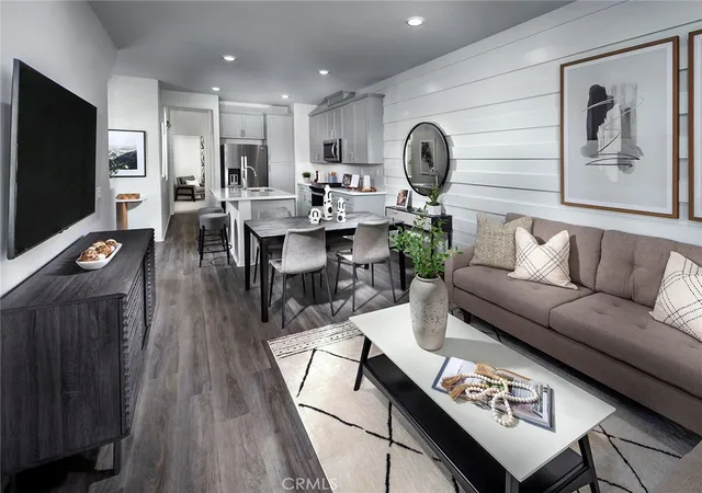 2nd image of 557 Toledo Wy, Oceanside, CA 92057 | MLS# OC26139469