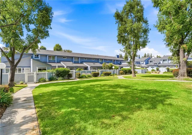 32nd image of 900 W Sierra Madre #94, Azusa, CA 91702 | MLS# CV26139767