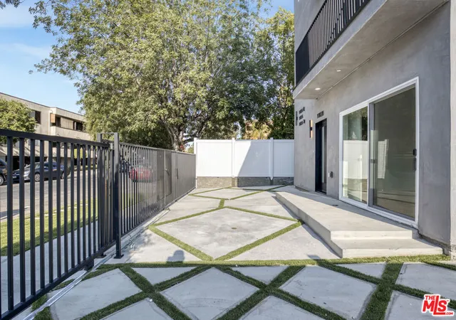 4th image of 10826 Hesby Street, North Hollywood, CA 91601 | MLS# 26852701