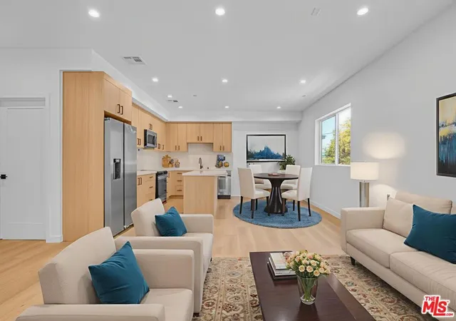 5th image of 10826 Hesby Street, North Hollywood, CA 91601 | MLS# 26852701