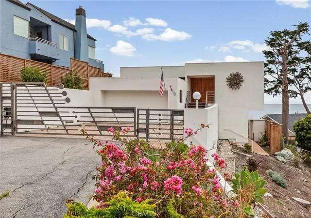 Photo 3 of Single family home for sale at 2610 Richard Ave, Cayucos, CA 93430 | MLS# SC26137619 | Listing updated on 2026-07-01