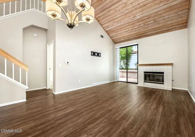 Photo 4 of Townhouse for sale at 4819 La Rosa Dr, Oak Park, CA 91377 | MLS# 226003037 | Listing updated on 2026-09-23