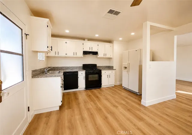 Listing Photo 4 - Condo for sale in building located at 19771975 5th St, La Verne, CA 91750