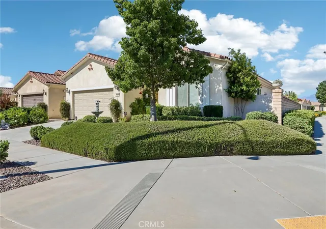 Photo 2 of Single family home for sale at 1450 Corte Alamonte, Hemet, CA 92545 | MLS# SW26139855 | Listing updated on 2026-10-01