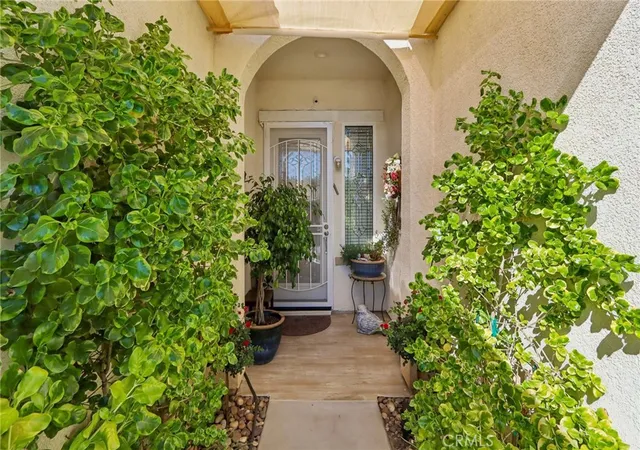 Photo 3 of Single family home for sale at 1450 Corte Alamonte, Hemet, CA 92545 | MLS# SW26139855 | Listing updated on 2026-10-01