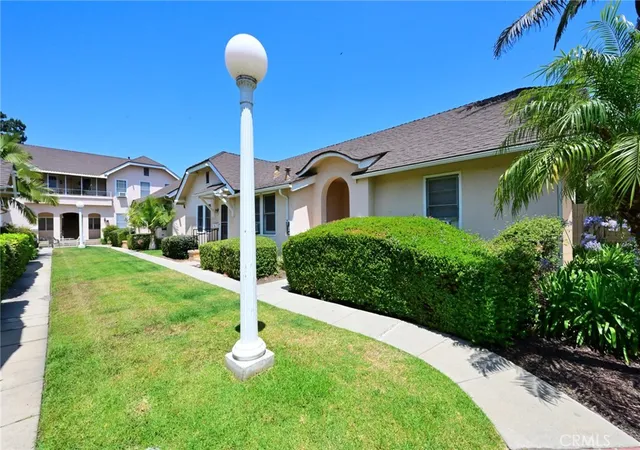 Photo 3 of House for sale at 529 S 541 El Molino St, Pasadena, CA 91101 | MLS# AR26139329 | Listing updated on 2026-09-26