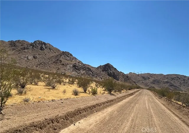 Homes for sale in Lucerne Valley, CA | 30455 Holmes Rd, Lucerne Valley, CA 92356 | MLS# HD26139901