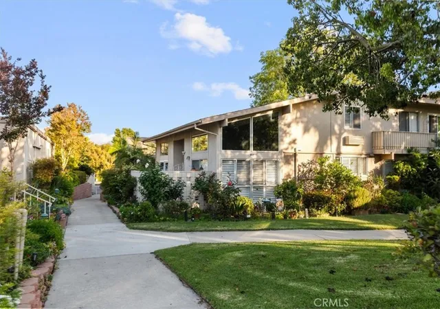 Photo 4 of Sale Pending at 397 Avenida Castilla #C, Laguna Woods, CA 92637 | MLS# DW26139829 | Listing updated on 2026-09-24