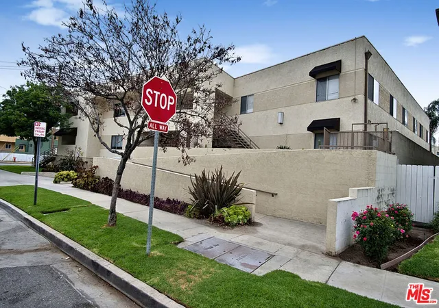 4th image of 2005 Grismer Ave, Burbank, CA 91504 | MLS# 26852909