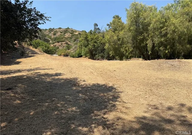 Photo 1 of Land for sale at 811 Crescent, Monrovia, CA 91016 | MLS# DW26139936 | Listing updated on 2026-06-26