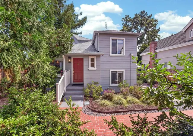 Homes for sale in Menlo Park, CA | 3723 Alameda De Las Pulgas, Menlo Park, CA 94025 | MLS# ML82052403