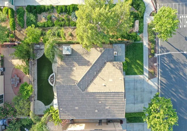 Photo 3 of Single family home for sale at 4696 Parkscape, Riverside, CA 92505 | MLS# DW26092221 | Listing updated on 2026-09-25