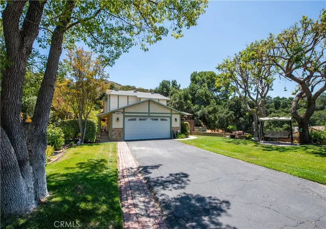 Photo 1 of Single family home for sale at 25023 1/2 Everett, Newhall, CA 91321 | MLS# SR26139570 | Listing updated on 2026-10-06