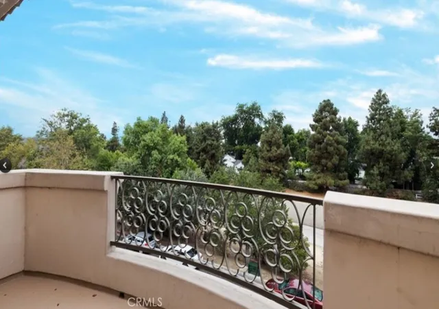 Photo 2 of Condo for sale at 12067 Guerin St #305, Studio City, CA 91604 | MLS# GD26139965 | Listing updated on 2026-10-04