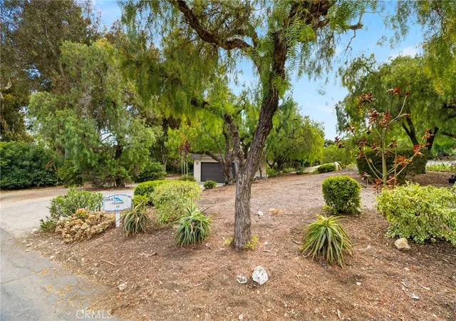 3rd image of 34 Sweetbay, Rancho Palos Verdes, CA 90275 | MLS# PW26139754