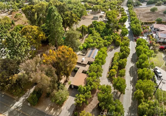 4th image of 34 Sweetbay, Rancho Palos Verdes, CA 90275 | MLS# PW26139754