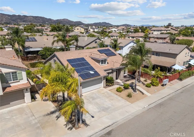 Photo 3 of Sale Pending at 22976 Nan, Wildomar, CA 92595 | MLS# SW26139990 | Listing updated on 2026-09-22