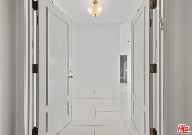 Photo 3 of Condo for sale at 10580 Wilshire Blvd #6NW, Los Angeles, CA 90024 | MLS# 26852821 | Listing updated on 2026-07-04