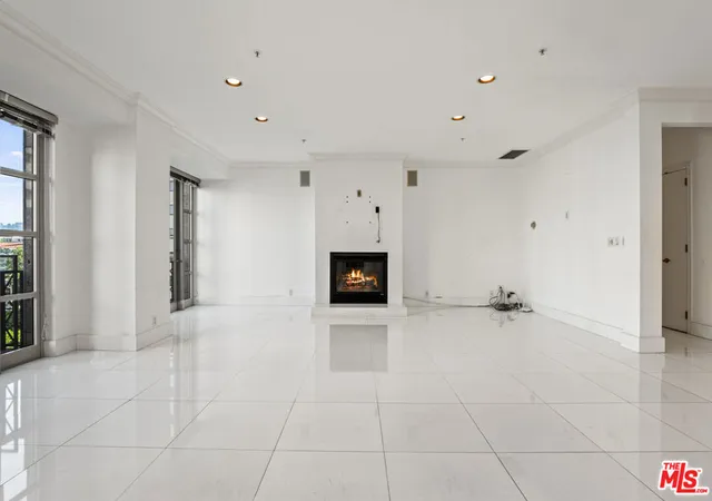 Photo 4 of Condo for sale at 10580 Wilshire Blvd #6NW, Los Angeles, CA 90024 | MLS# 26852821 | Listing updated on 2026-07-04
