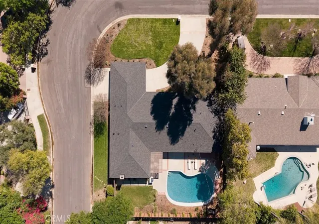 33rd image of 17601 Mccormick St, Encino, CA 91316 | MLS# SR26137411