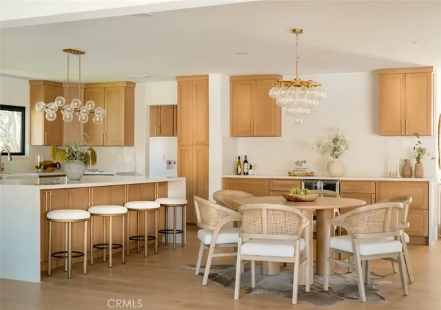 5th image of 17601 Mccormick St, Encino, CA 91316 | MLS# SR26137411