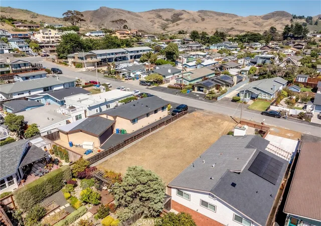 Homes for sale in Cayucos, CA | 61 10th, Cayucos, CA 93430 | MLS# SC26140006