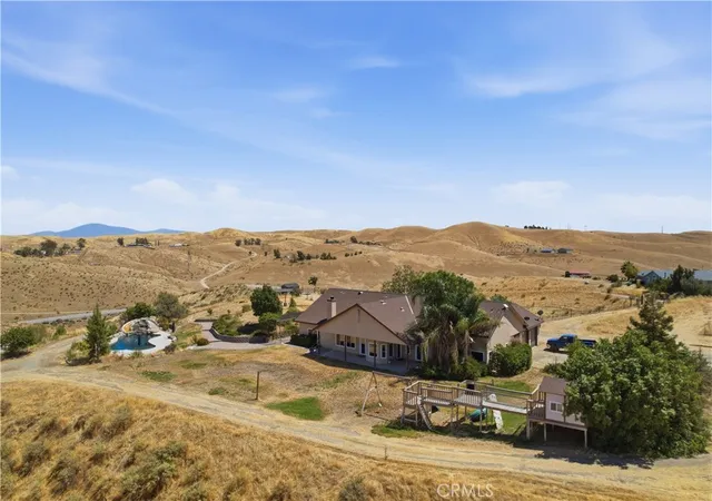 Photo 1 of Single family home for sale at 9701 S Granite, Bakersfield, CA 93308 | MLS# OC26140037 | Listing updated on 2026-06-27
