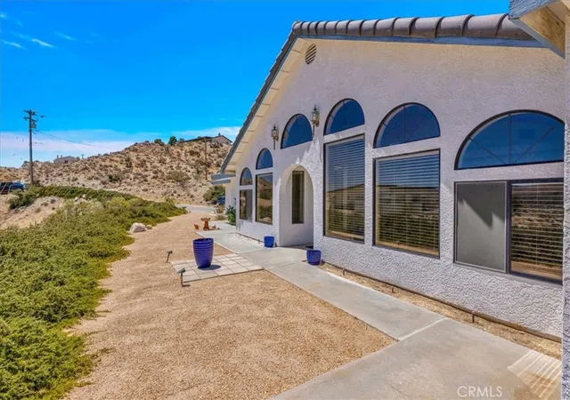 Photo 2 of Single family home for sale at 6177 Mandarin Rd, Yucca Valley, CA 92284 | MLS# JT26139967 | Listing updated on 2026-06-27