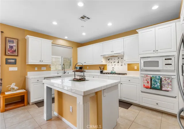 Homes for sale in Fallbrook, CA | 4106 Lake Circle, Fallbrook, CA 92028 | MLS# ND26139163