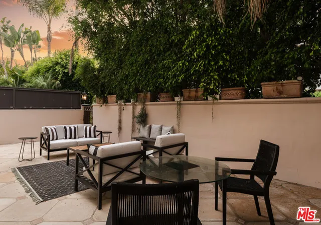 Homes for sale in Marina Del Rey, CA | 134 Voyage Mall, Marina Del Rey, CA 90292 | MLS# 26852459