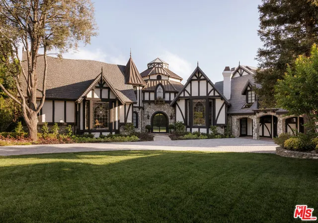 2nd image of 5076 Island Forest Pl, Westlake Village, CA 91362 | MLS# 26851753