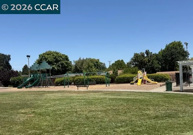 Homes for sale in Concord, CA | 3194 Esperanza Dr, Concord, CA 94519 | MLS# 41139869