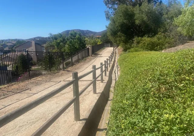 2nd image of 1320 Richland Rd, San Marcos, CA 92069 | MLS# NDP2606184