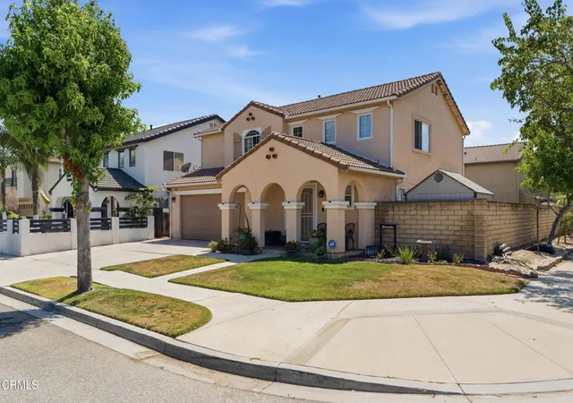 4th image of 771 Galerita St, Oxnard, CA 93030 | MLS# V1-37254