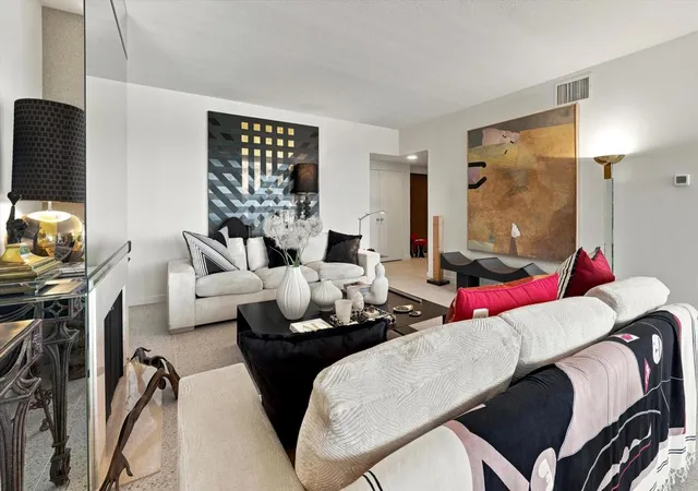 4th image of 899 Island Dr #304, Rancho Mirage, CA 92270 | MLS# 219149690DA