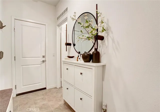 Listing Photo 5 - Condo for sale in building located at 3273 S Cantona Paseo, Ontario, CA 91762