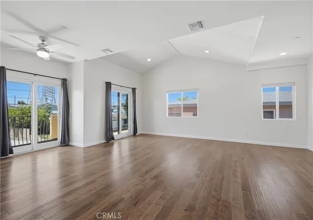Photo 2 of Sale Pending at 2515 Carnegie Ln #A, Redondo Beach, CA 90278 | MLS# RS26140222 | Listing updated on 2026-10-03