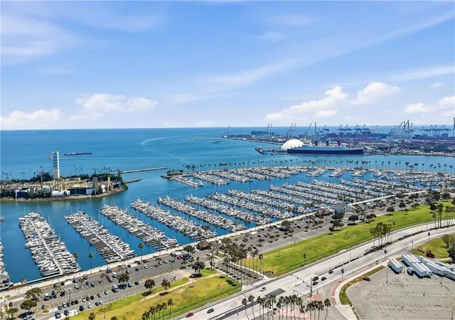 Homes for sale in Long Beach, CA | 525 E Seaside Way #1105, Long Beach, CA 90802 | MLS# OC26140287