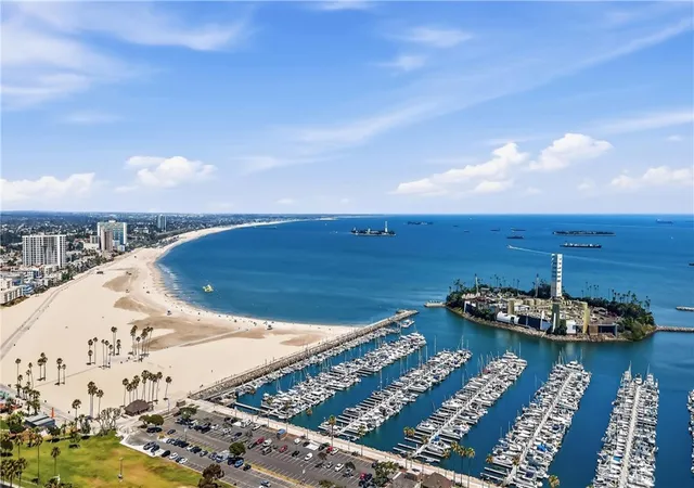 Homes for sale in Long Beach, CA | 525 E Seaside Way #1105, Long Beach, CA 90802 | MLS# OC26140287