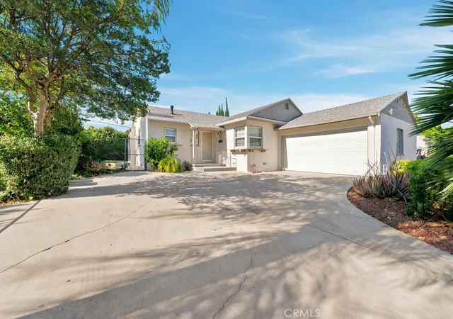 1st image of 20457 Schoolcraft St, Winnetka, CA 91306 | MLS# OC26119774