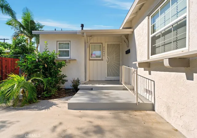 5th image of 20457 Schoolcraft St, Winnetka, CA 91306 | MLS# OC26119774