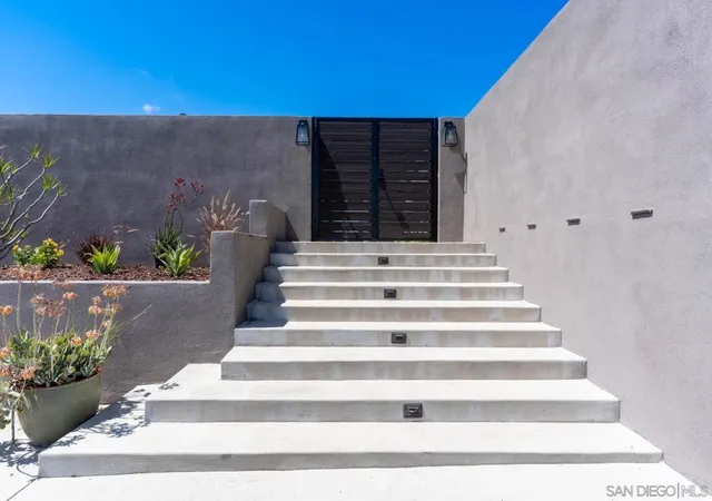 4th image of 4986 San Jacinto Circle East, Fallbrook, CA 92028 | MLS# 260015726SD