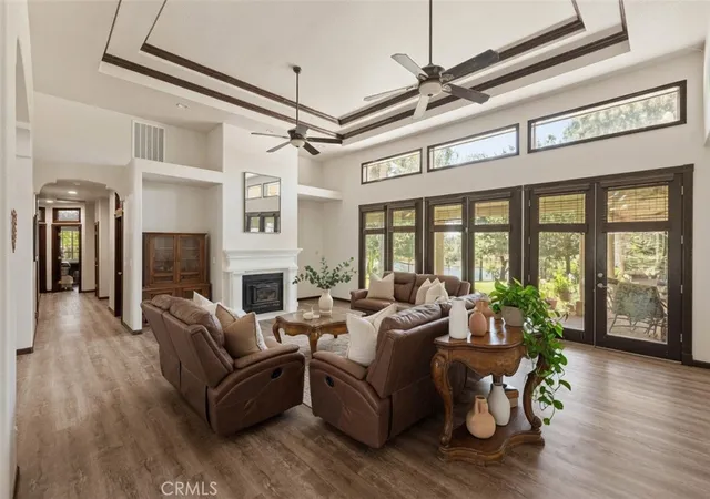 Photo 4 of Single family home for sale at 32933 Success Valley Dr, Porterville, CA 93257 | MLS# FR26140383 | Listing updated on 2026-10-01